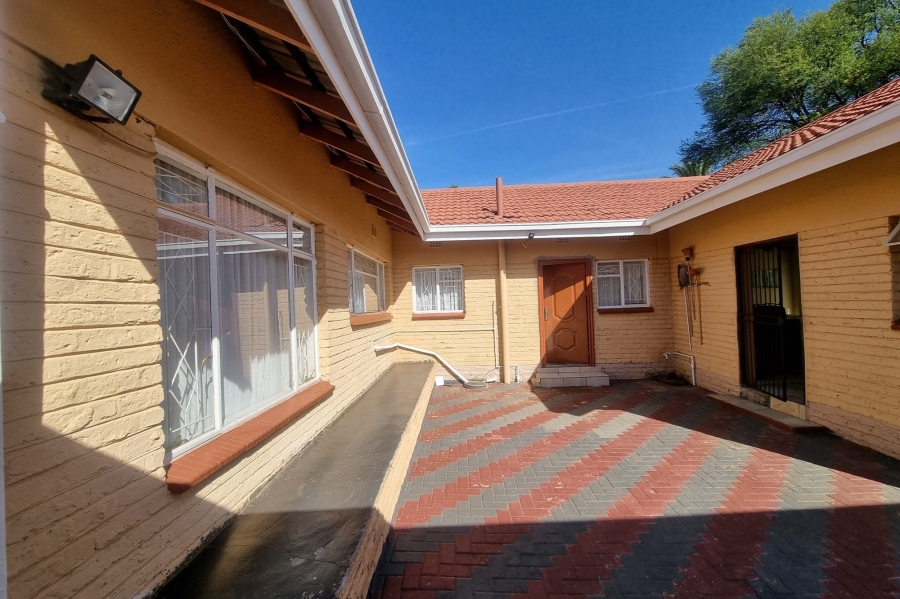 4 Bedroom Property for Sale in Neserhof North West